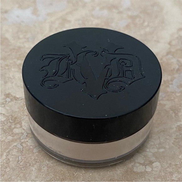 Set of 2 KVD Lock-It Setting Powder - Picture 3 of 6